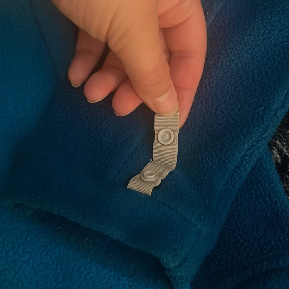 Blue North Face - Picture 2 of 9